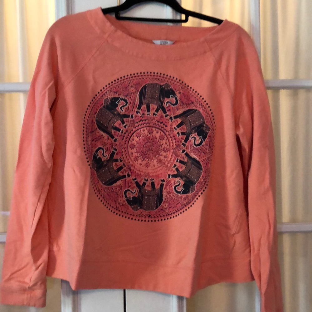 Crown and Ivy top
